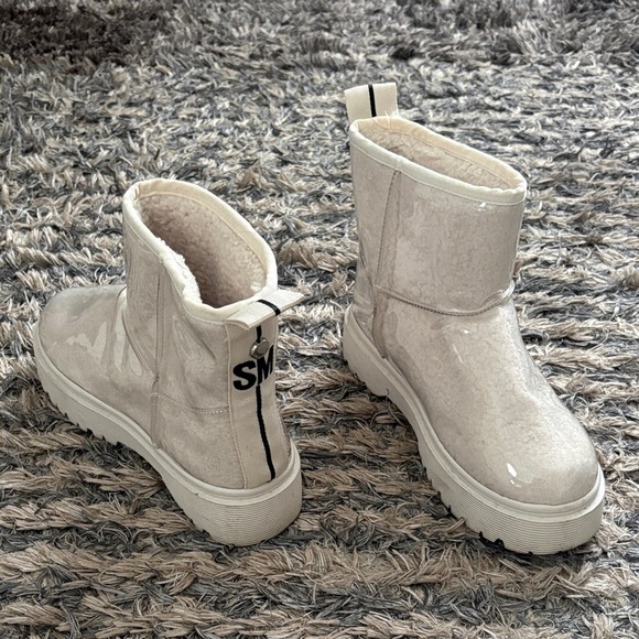 Steve Madden Shoes - Steve Madden Darth Clear PVC Waterproof Sherpa Platform Boots Cream 6